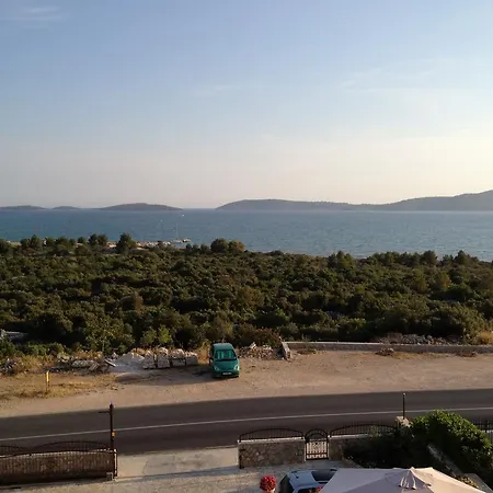 Apartman Pilic Ljiljana Brodarica (Sibenik-Knin)