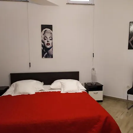 Pilic Ljiljana شقة بروداريكا