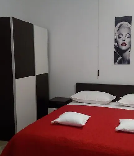 Pilic Ljiljana Brodarica (Sibenik-Knin)