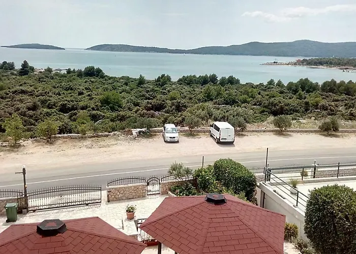 Apartment Pilic Ljiljana